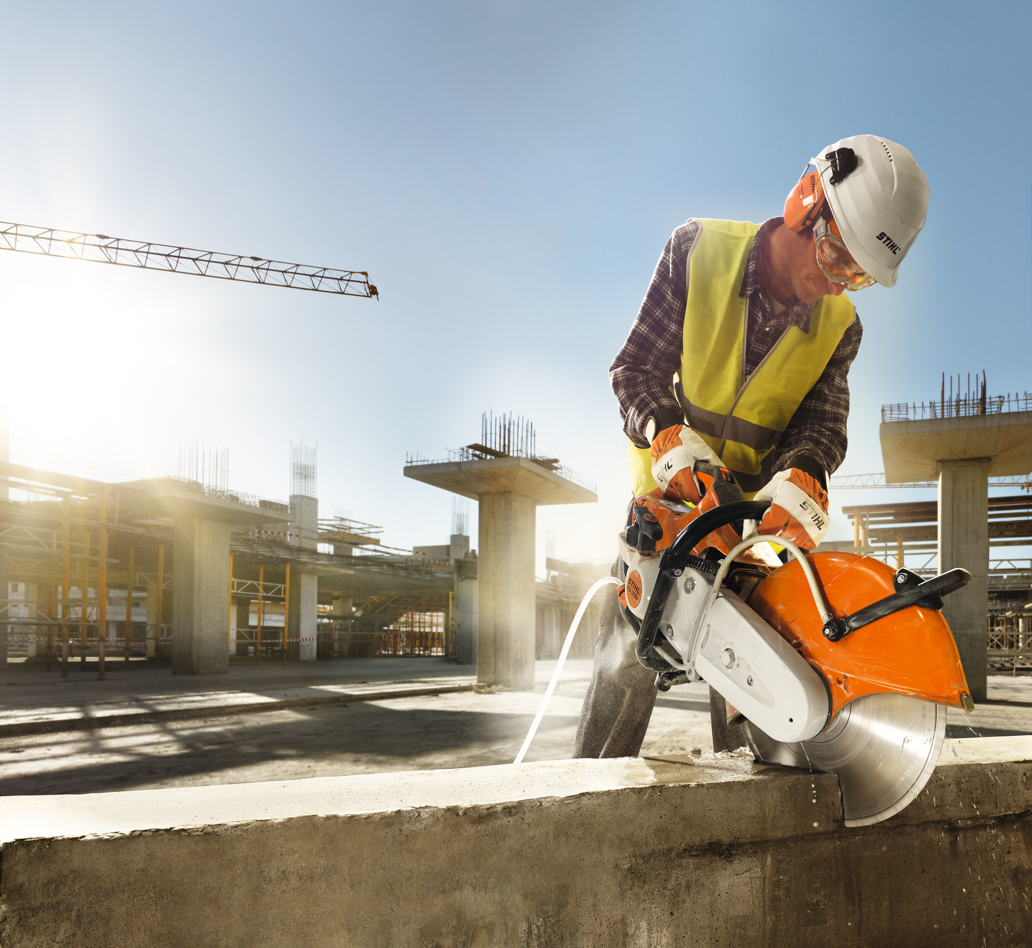 TS 500i Petrol Cut-off Machine